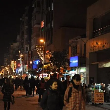 Location Sea View Center Pedestrian St