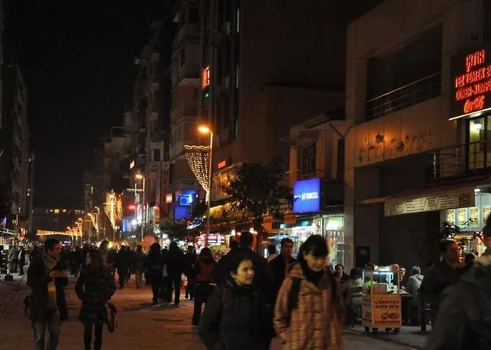 Location Sea View Center Pedestrian St