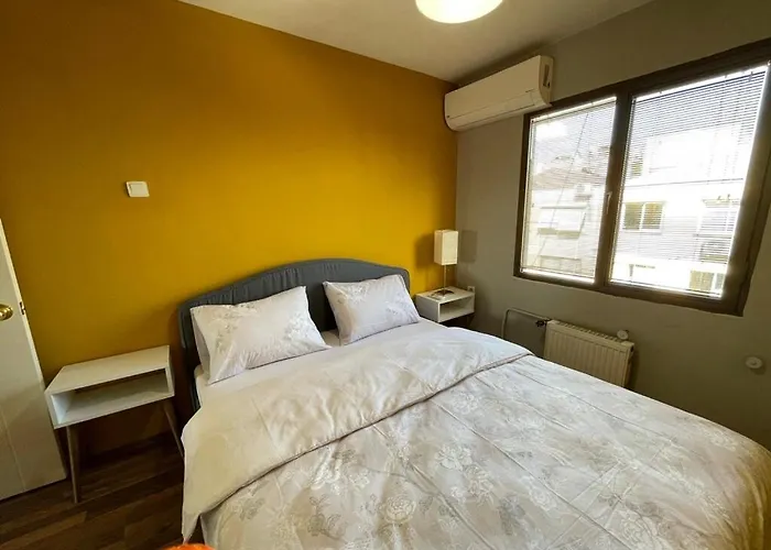 Location Sea View Center Pedestrian St Esmirna