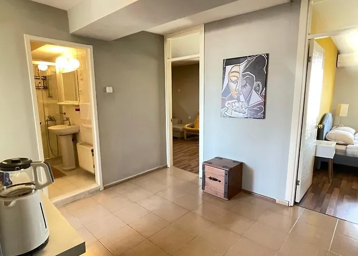 Апартаменты Location Sea View Center Pedestrian St